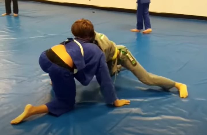 Kid with 4 Years Of Wrestling Grapples Kid with 2 Years of Jiu-Jitsu