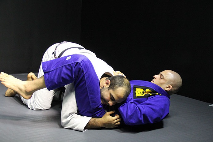 Bernardo Faria’s 5 Tips To Pressure Pass Anyone’s Guard While Barely Exerting Energy