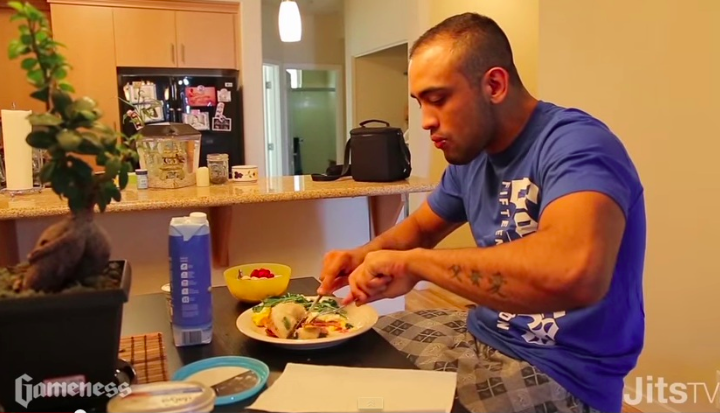 Jiu-Jitsu Nutrition For Performance: To Carb Or Not To Carb?