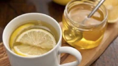 Start The Day Right: The Benefits of Drinking Lemon & Honey in Water Every Morning