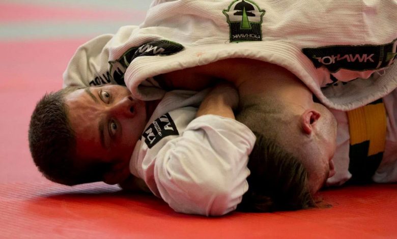 ‘Shoulder of Justice’: The Ultimate Crossface Pressure in BJJ