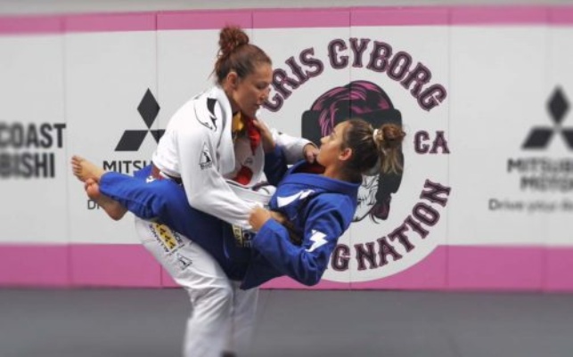 Cris Cyborg Shows How to Counter Someone Jumping To Closed Guard