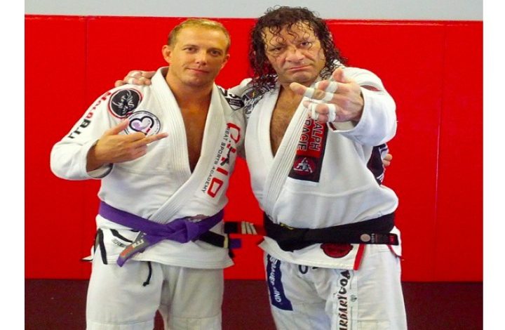 Five Tips To Be Welcomed With Open Arms in Almost Any BJJ Academy on Earth
