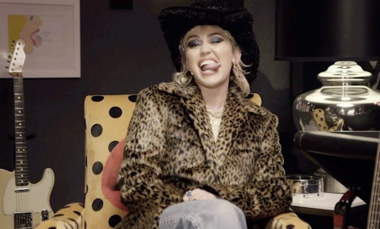 `` Je suis littéralement mort à l'intérieur pour le pauvre type '' - DC pleure le manque de jeu de Marquez après la bévue de Miley Cyrus