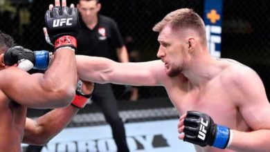 Alexander Volkov punches Alistair Overeem at UFC Vegas 18
