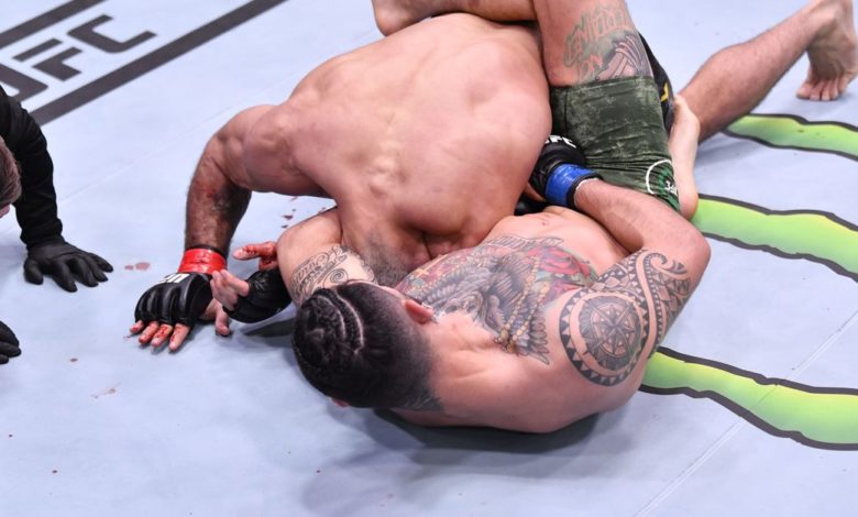 Résultats et vidéo des préliminaires de l'UFC 258: Anthony Hernandez soumet le champion ADCC Rodolfo Vieira dans un bouleversement majeur