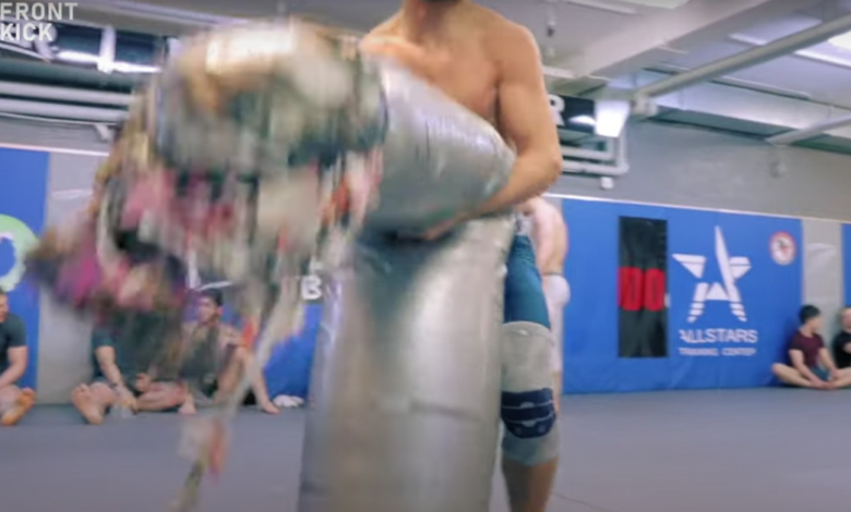 Vidéo: Khamzat Chimaev détruit un sac lourd, dit qu'il va `` écraser '' Leon Edwards