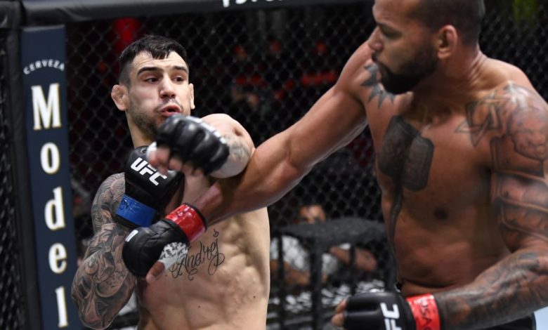 Ils ont dit quoi?! Les pros réagissent à la victoire d'Aleksandar Rakic sur Thiago Santos à l'UFC 259