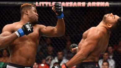 Francis Ngannou knocks out Alistair Overeem at UFC 218