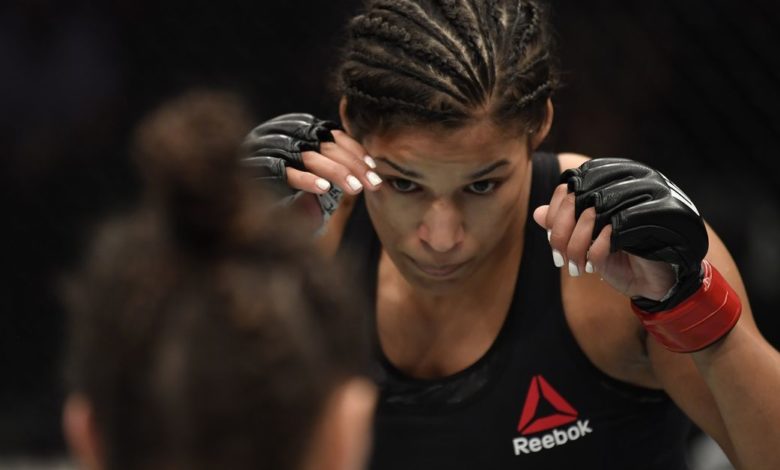 Alors que Holly Holm se dirige vers la chirurgie, Peña affirme qu'Amanda Nunes `` ne veut pas combattre un lutteur '' comme elle
