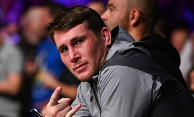 Darren Till: `` Islam Makhachev est l'un des meilleurs grapplers que j'ai jamais vu ''