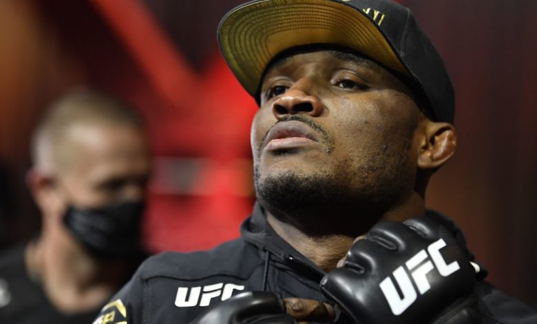 `` Je pourrais m'en aller '' - Kamaru Usman fait allusion à la retraite après l'UFC 261