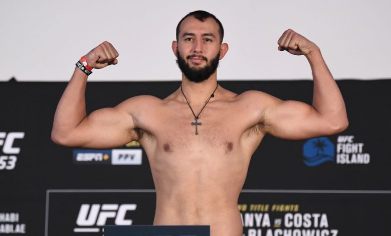 Résultats et vidéo de la pesée de l'UFC Vegas 25 (en direct à 12 h HE)