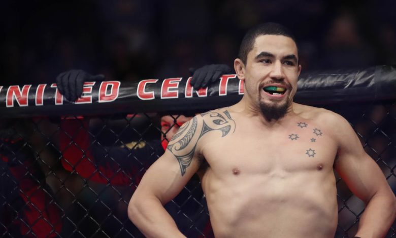 Robert Whittaker lors du combat de l'UFC Vegas 24 avec Kelvin Gastelum: `` Je m'attends au pire, j'espère pour le meilleur ''