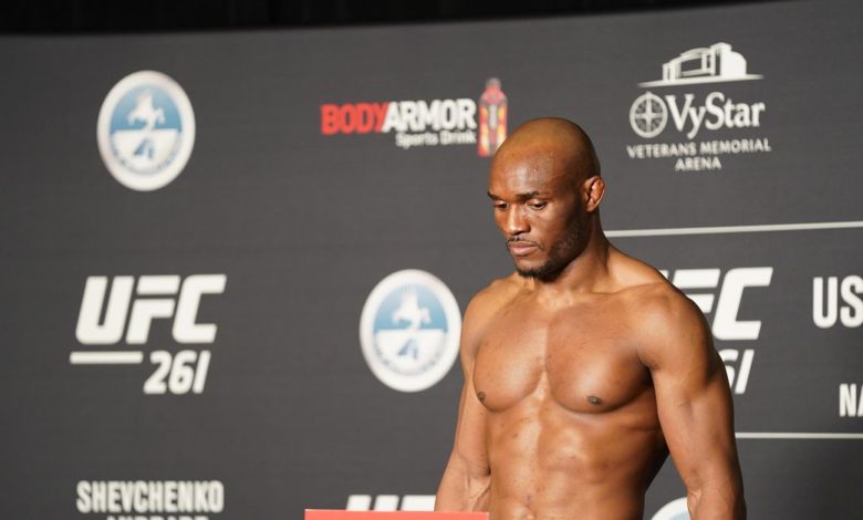 Vidéo UFC 261: Embedded, partie 4 - `` Quelqu'un est sur le point d'être abandonné ''
