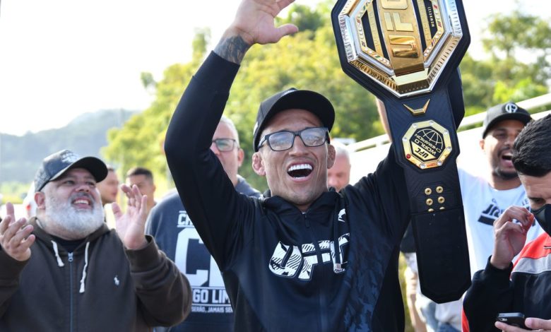Charles Oliveira a pensé à quitter le MMA au début de sa carrière: `` Les gens disaient que je ne réussirais jamais ''