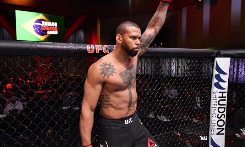 Rapport: Thiago Santos contre Johnny Walker prêt pour la carte UFC du 25 septembre