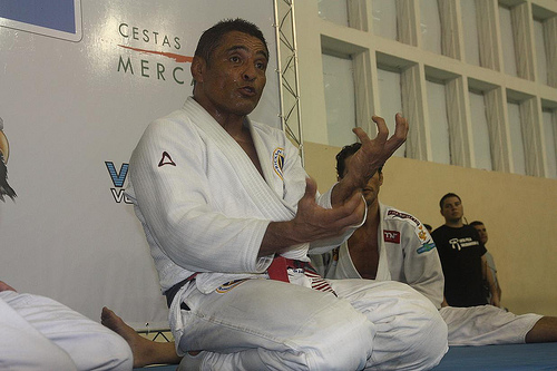 Rickson Gracie mostra suas técnicas no seu seminário, no Rio. Photo : Carlos Ozório