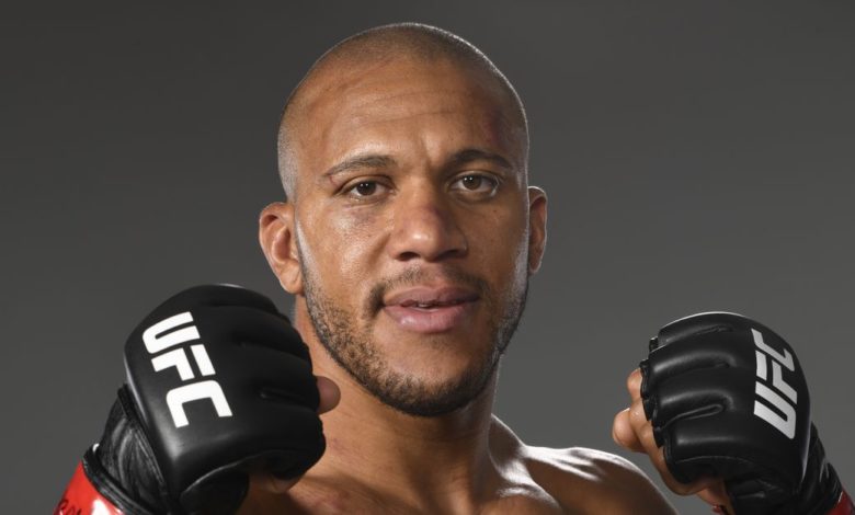 Ciryl Gane prête à attendre le titre après la victoire de l'UFC Vegas 30 sur Alexander Volkov