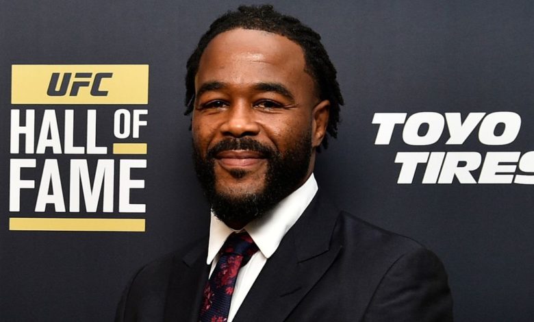 Le membre du Temple de la renommée de l'UFC, Rashad Evans, sortant de sa retraite, veut boxer Logan Paul ou Roy Jones Jr.