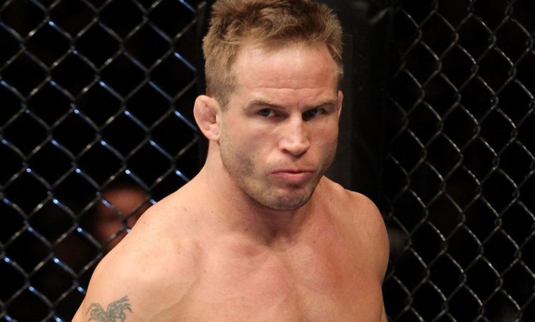 "Les combattants de l'UFC sont toujours les athlètes les moins bien payés" - L'ex-champion Sean Sherk a aussi des "histoires" à raconter
