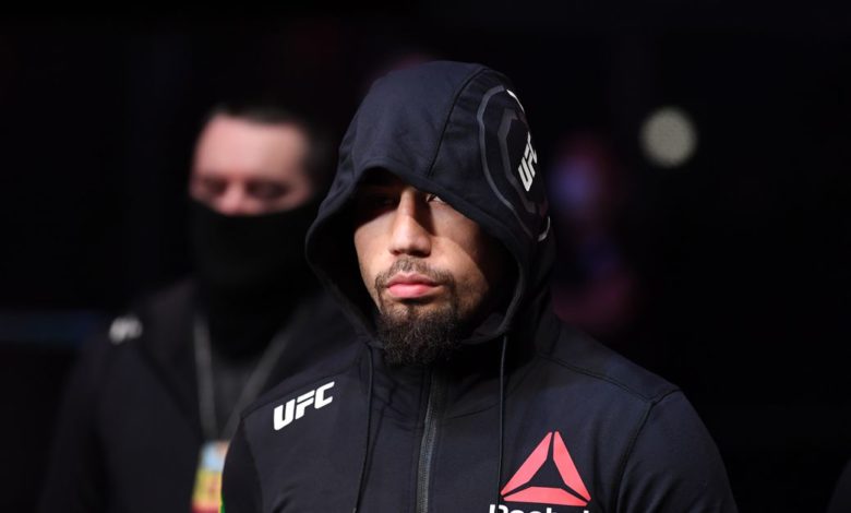 Robert Whittaker dit qu'Israël Adesanya avait l'air "moyen" à l'UFC 263, Adesanya riposte