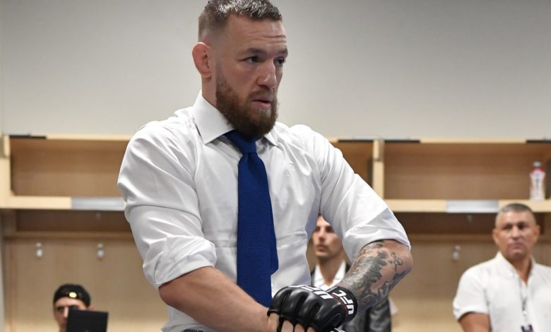 Conor McGregor emmène les fans dans une visite en drone de son «Black Forge Inn»
