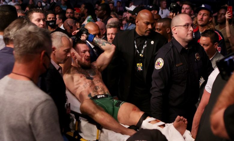 Conor McGregor invoque Scarface dans les premiers commentaires après la défaite de l'UFC 264, une jambe cassée