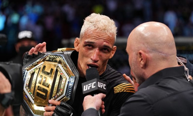 Charles Oliveira espère que Conor McGregor " reviendra à 100% " et " continuera à faire son show "
