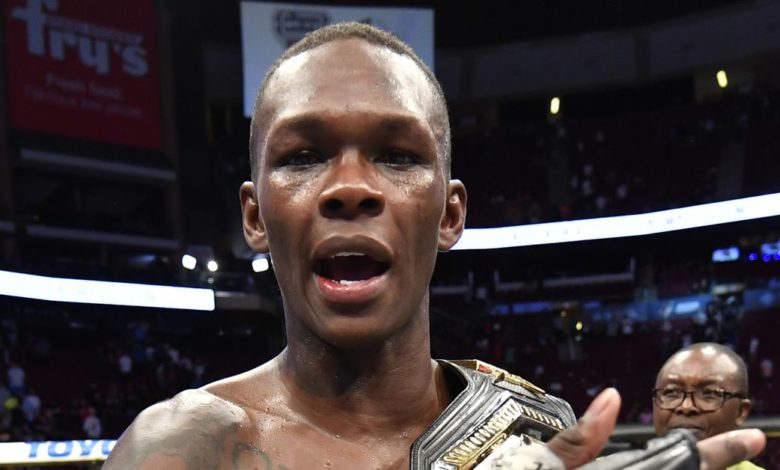 "Tu es foutu" - Israel Adesanya met en garde le reste des poids moyens de l'UFC