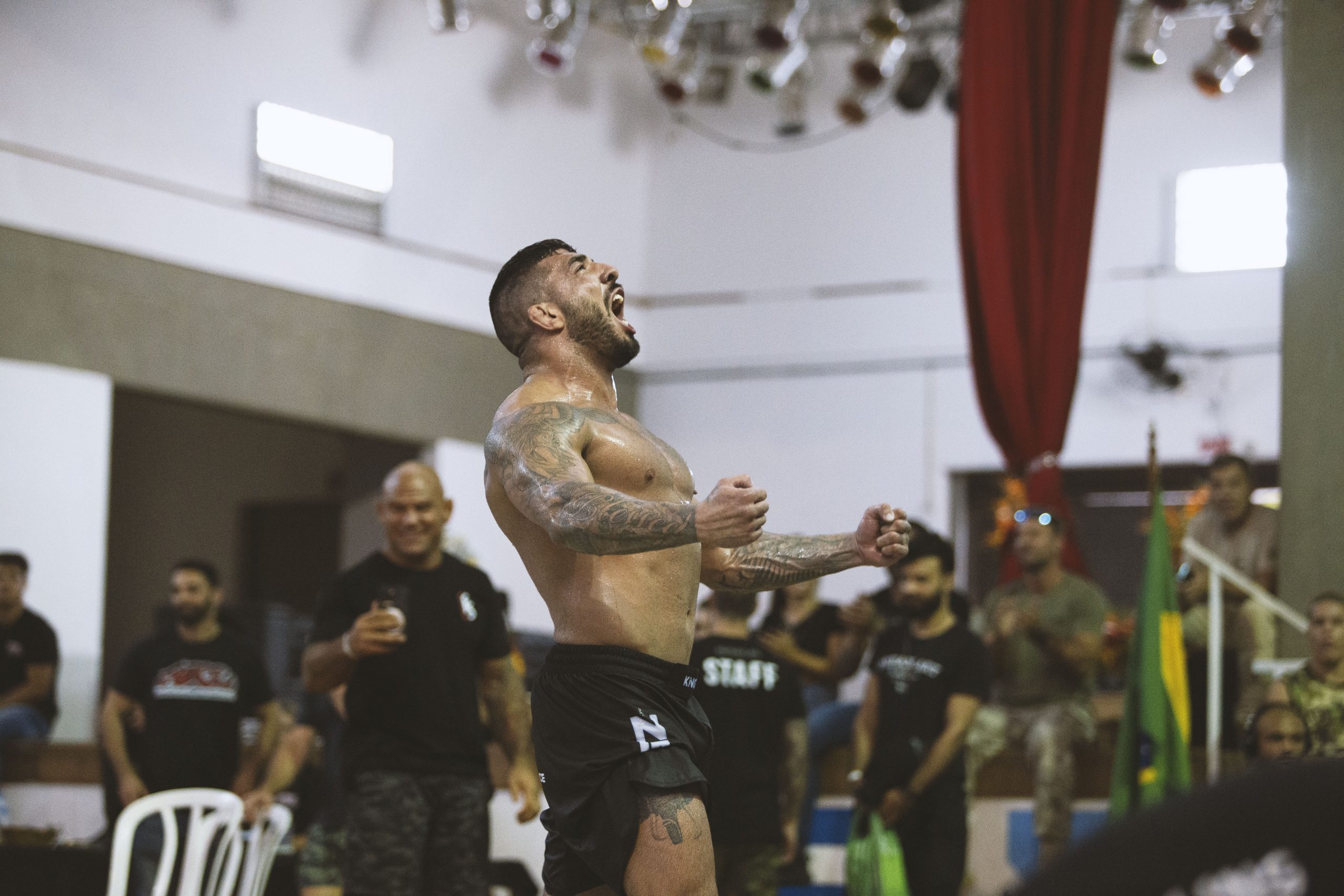 João Costa comemora vitória na seletiva do ADCC