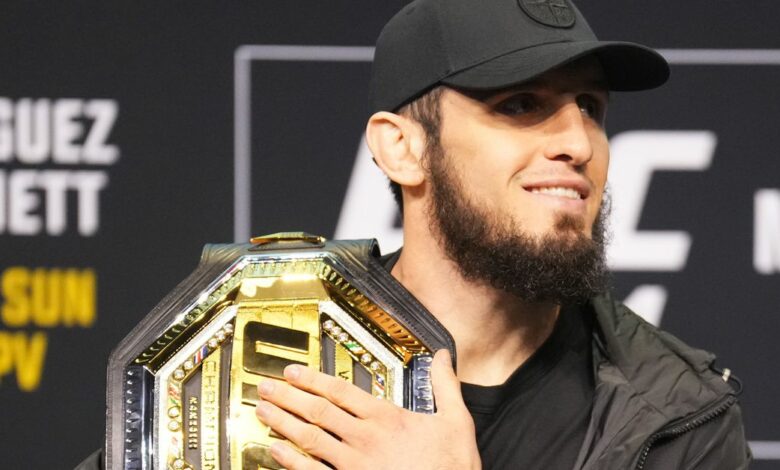 «Deux ceintures, deux épaules» – le champion de l'UFC Islam Makhachev vise le mouvement des poids welters