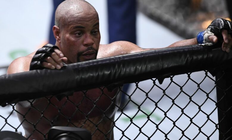 'Kung Fu Panda' - Daniel Cormier, membre du Temple de la renommée de l'UFC, révèle deux regrets dans sa carrière