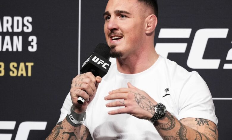 Tom Aspinall vise le "gros mannequin polonais" Marcin Tybura au retour de l'UFC