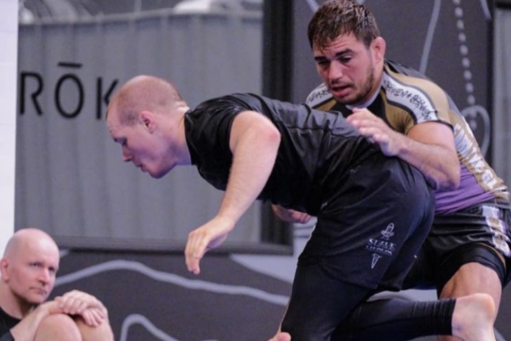 BJJ Takedown Conseil : Faites-les d'abord trébucher