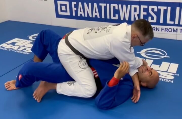 Cross Collar Choke Without Using The Gi – Yes, It Is Possible