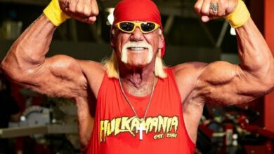 Pro Wrestling Legend Hulk Hogan Saves Teenager From Overturned Car (Florida)