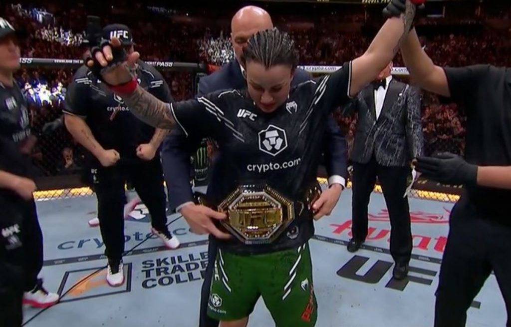 Raquel Pennington, Mayra Bueno Silva, UFC 297, résultats, les pros réagissent