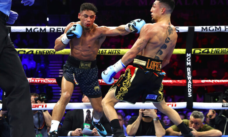 Teofimo Lopez vs. Jamaine Ortiz