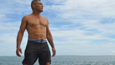 Rickson Gracie Shows the Perfect Warm Up for Jiu-Jitsu
