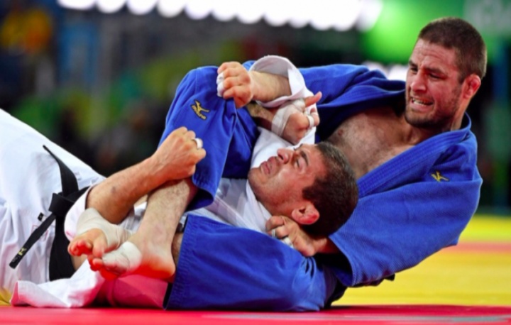 What’s The Real Difference Between Judo And Brazilian Jiu-Jitsu Ground Game?