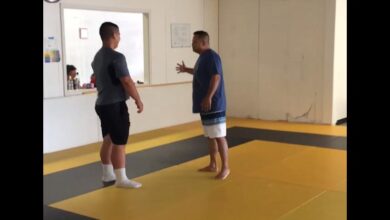 250 lbs American Football Player Challenges BJJ Black Belt To A Grappling Match