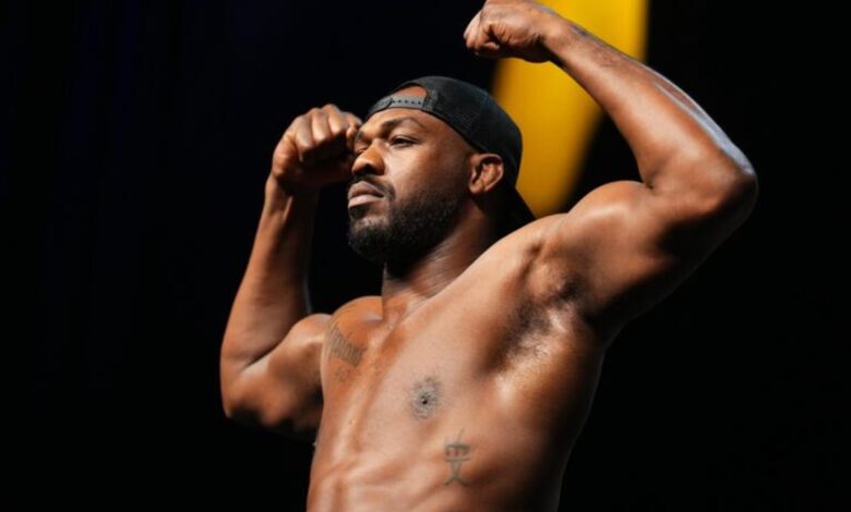 Jon Jones weigh-in
