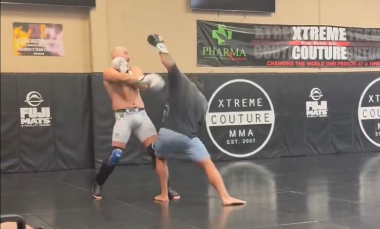 Sean Strickland, Mike Perry, UFC, BKFC, MMA