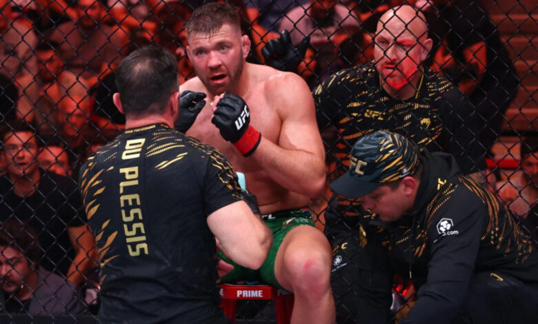 Dricus du Plessis UFC 319 corner