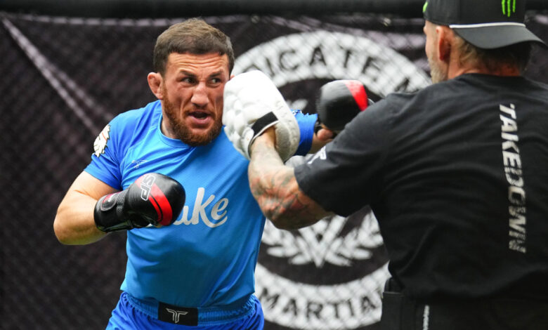Merab Dvalishvili training