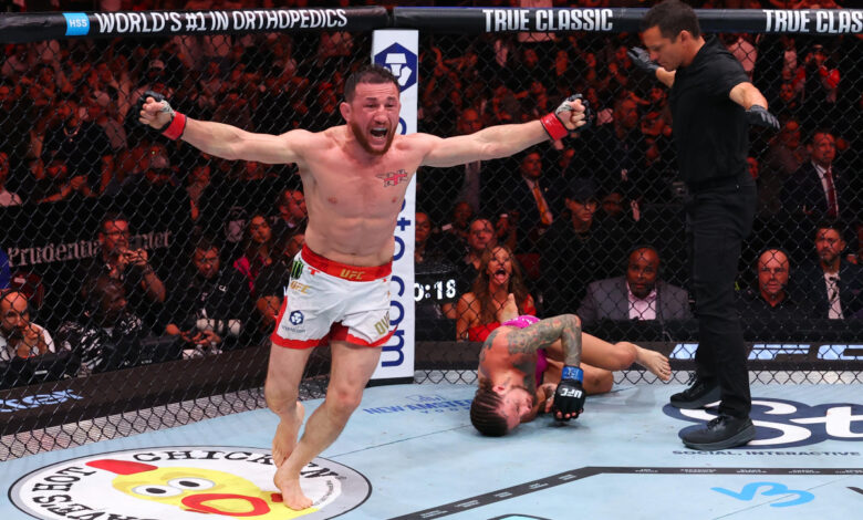 Merab Dvalishvili submits Sean O'Malley