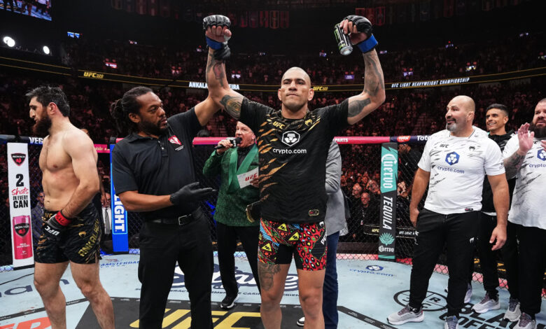 Alex Pereira defeats Magomed Ankalaev at UFC 320