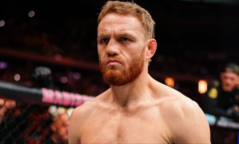 Jack Della Maddalena enters the Octagon for his fight at UFC 322