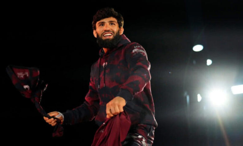 UFC lightweight Arman Tsarukyan